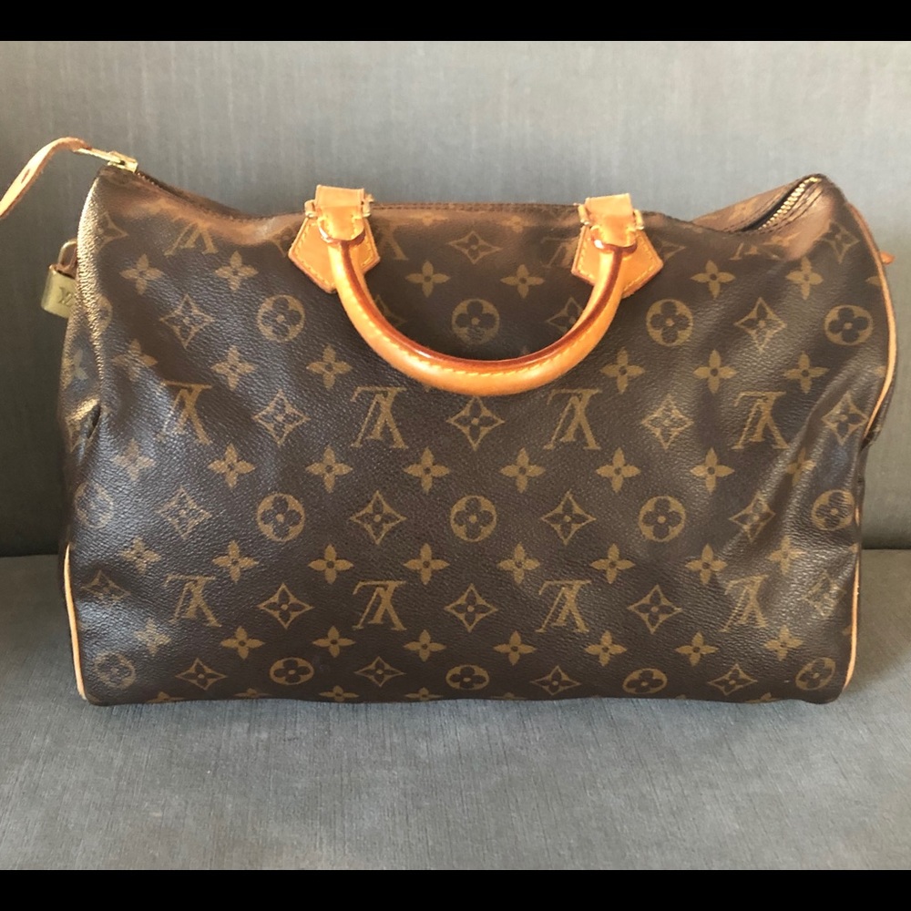 Authentic Louis Vuitton SPEEDY 35